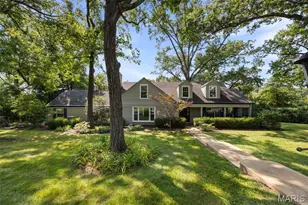 2 Middlebrook Ln, Creve Coeur, MO 63141 - Photo 1