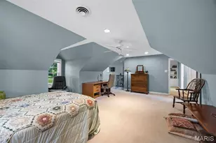 2 Middlebrook Ln, Creve Coeur, MO 63141 - Photo 23