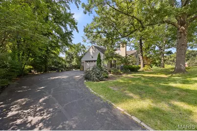 2 Middlebrook Lane, Creve Coeur, MO 63141 - Photo 31