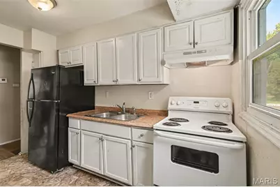 10350 Ross Circle, Saint Louis, MO 63137 - Photo 5