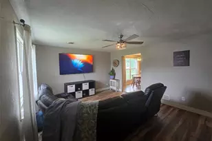 403 E 4th St, Montgomery, MO 63361 - Photo 5