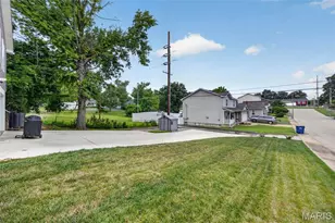17 Frisco St, Festus, MO 63028 - Photo 21