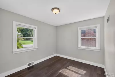 900 Dwyer Avenue, Kirkwood, MO 63122 - Photo 13