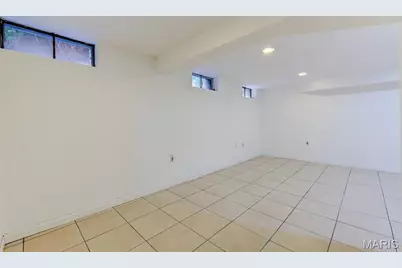 8016 Davis Drive, Saint Louis, MO 63105 - Photo 39