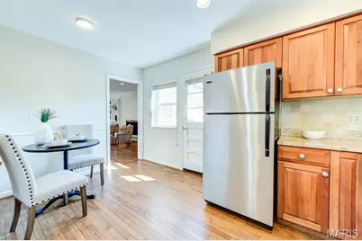 8016 Davis Drive, Saint Louis, MO 63105 - Photo 7