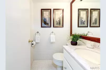 8016 Davis Drive, Saint Louis, MO 63105 - Photo 25