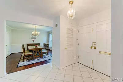 8016 Davis Drive, Saint Louis, MO 63105 - Photo 3