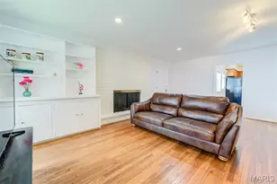 8016 Davis Dr, Saint Louis, MO 63105 - Photo 15