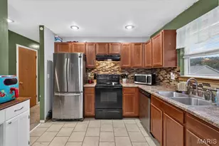 8 Somerfield Dr, Union, MO 63084 - Photo 9