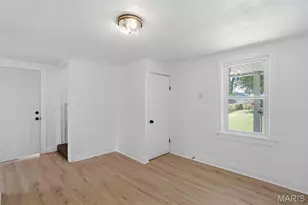 7721 W Ranken Ave, Richmond Heights, MO 63117 - Photo 13