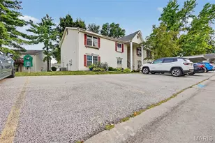 745 Sugar Glen Dr, Saint Peters, MO 63376 - Photo 1