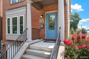 2130 Franz Park Ln, Saint Louis, MO 63139 - Photo 3
