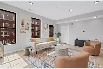 2300 Lasalle #403, Saint Louis, MO 63104 - Photo 3