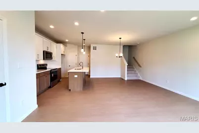 46 Pheasant Ring Drive, Saint Peters, MO 63376 - Photo 3