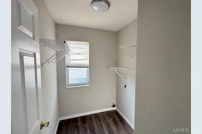 2744 Chapel View Drive, Florissant, MO 63031 - Photo 11