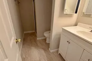 2744 Chapel View Dr, Florissant, MO 63031 - Photo 13