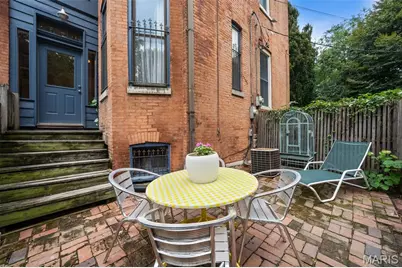 1322 S 10th Street, Saint Louis, MO 63104 - Photo 49