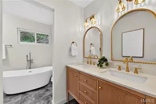 12518 Woodstream Dr, Saint Louis, MO 63138 - Photo 39