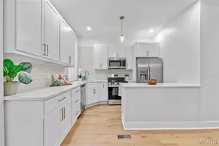 4452 Gibson Ave, Saint Louis, MO 63110 - Photo 7