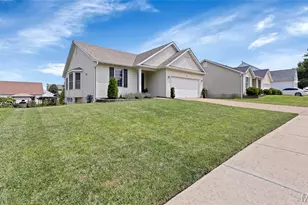 418 Harby Dr, Wentzville, MO 63385 - Photo 39