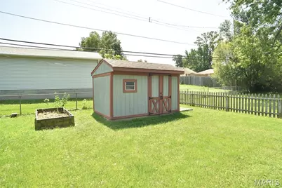 280 W Saint Anthony Lane, Florissant, MO 63031 - Photo 15