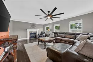 37 Majestic Lakes Ct, Moscow Mills, MO 63362 - Photo 7