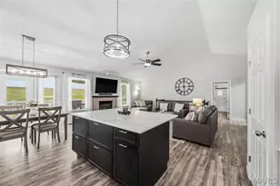 5039 Joshua Dr, Wentzville, MO 63385 - Photo 11