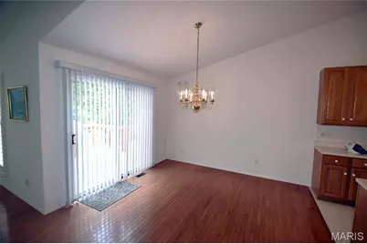 1002 Shire Lane, Eureka, MO 63025 - Photo 7
