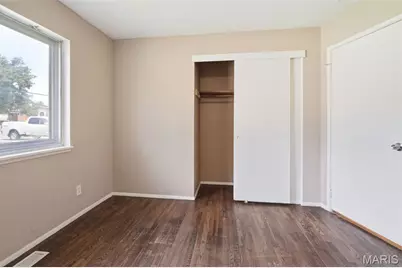 1160 Howdershell Road, Saint Louis, MO 63031 - Photo 11