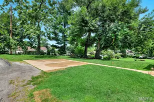 915 N Kingshighway St, Saint Charles, MO 63301 - Photo 31