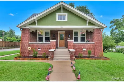 915 N Kingshighway Street, Saint Charles, MO 63301 - Photo 1