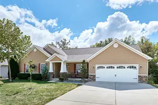 548 Long Train Dr, Troy, MO 63379 - Photo 3