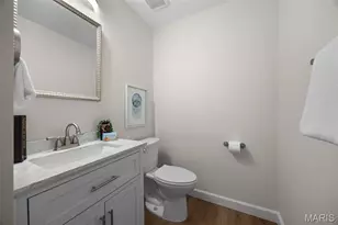 1005 Nobleman Dr, Creve Coeur, MO 63146 - Photo 11