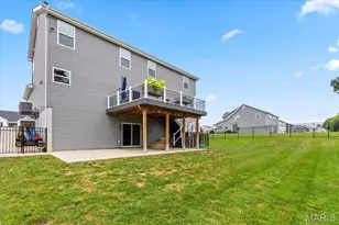 228 Burrograss Dr, Wentzville, MO 63385 - Photo 37