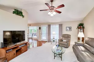 9852 Sand Castle Dr, Pevely, MO 63070 - Photo 5