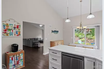 731 Autumnwood Forest Drive, Lake Saint Louis, MO 63367 - Photo 21