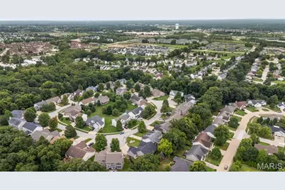 731 Autumnwood Forest Drive, Lake Saint Louis, MO 63367 - Photo 3
