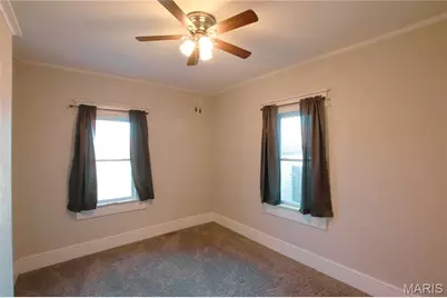 209 W Madison Avenue, Robertsville, MO 65066 - Photo 11