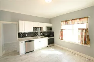 209 W Madison Ave, Robertsville, MO 65066 - Photo 5