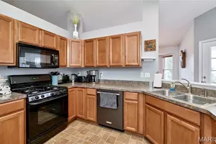 12 Shady River Ct, O'Fallon, MO 63366 - Photo 19