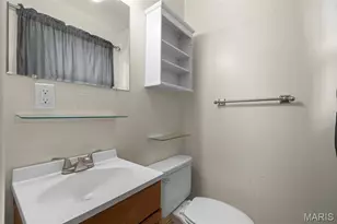 810 Carmelita Ln, Florissant, MO 63031 - Photo 13