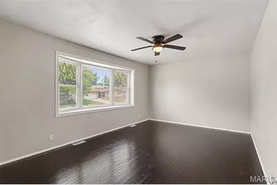 1530 Loveland Drive, Florissant, MO 63031 - Photo 3
