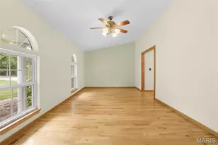 15 Oak Valley Dr, Washington, MO 63090 - Photo 7