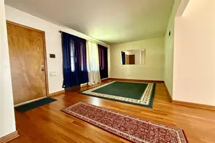317 Earlsfield Ln, Saint Louis, MO 63125 - Photo 5