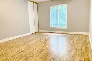 15237 Kempwood Dr, Chesterfield, MO 63017 - Photo 23