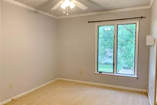 15237 Kempwood Dr, Chesterfield, MO 63017 - Photo 19