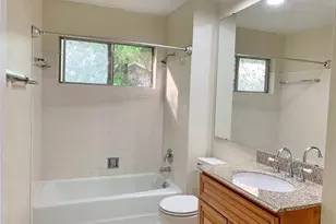15237 Kempwood Dr, Chesterfield, MO 63017 - Photo 29