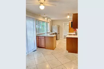 15237 Kempwood Drive, Chesterfield, MO 63017 - Photo 7