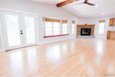 327 Royal Village Drive, Manchester, MO 63011 - Photo 11
