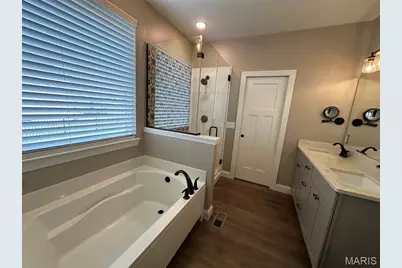 110 Alta Mira Court, Dardenne Prairie, MO 63368 - Photo 39